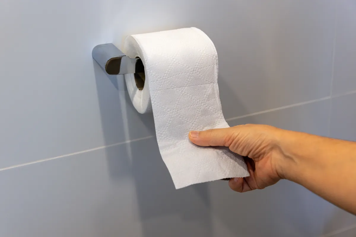 Hur du hänger upp toalettpappret kan påverka din hälsa